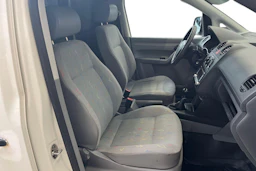 valkoinen Volkswagen Caddy 2009 kuva 8.