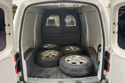 valkoinen Volkswagen Caddy 2009 kuva 11.