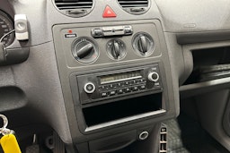 oranssi Volkswagen Caddy 2009 kuva 18.