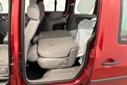 punainen Volkswagen Caddy 2010 kuva 21.