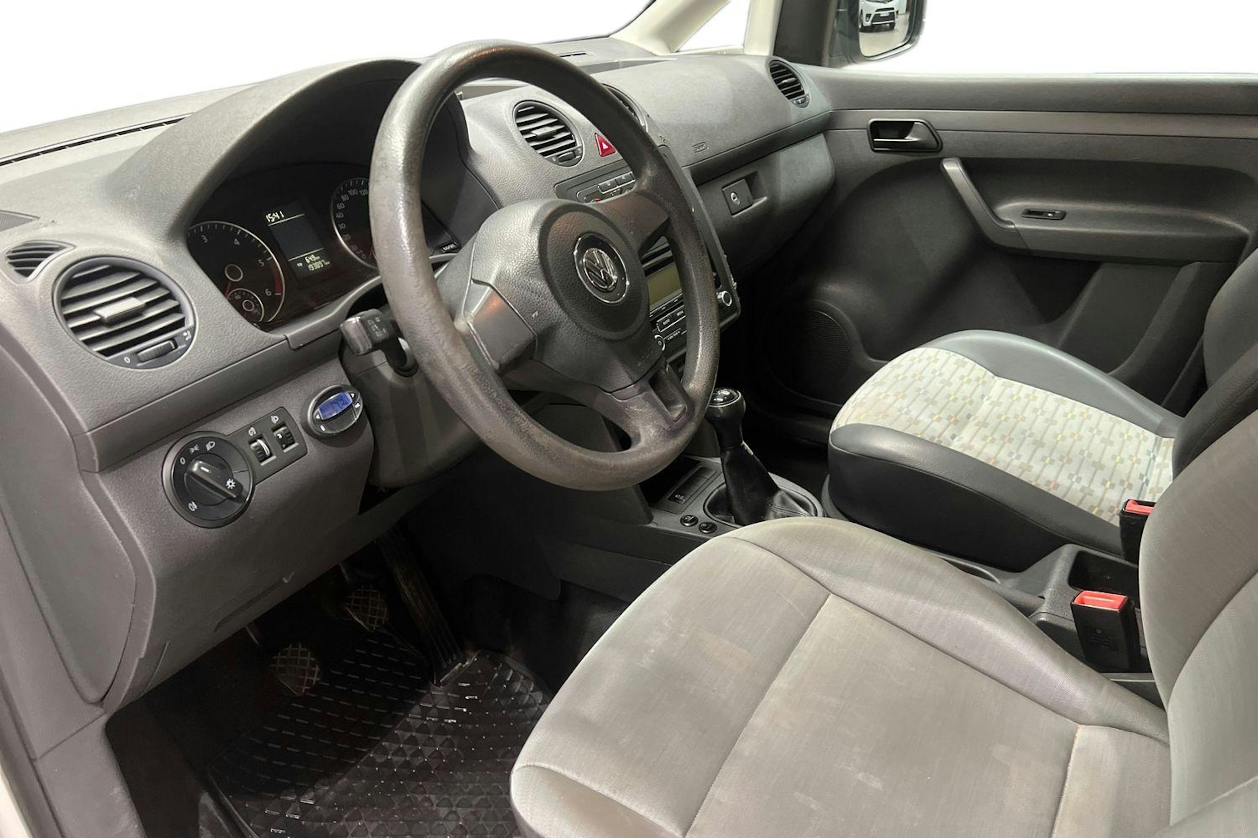 Valkoinen Volkswagen CADDY 2010 kuva 8.