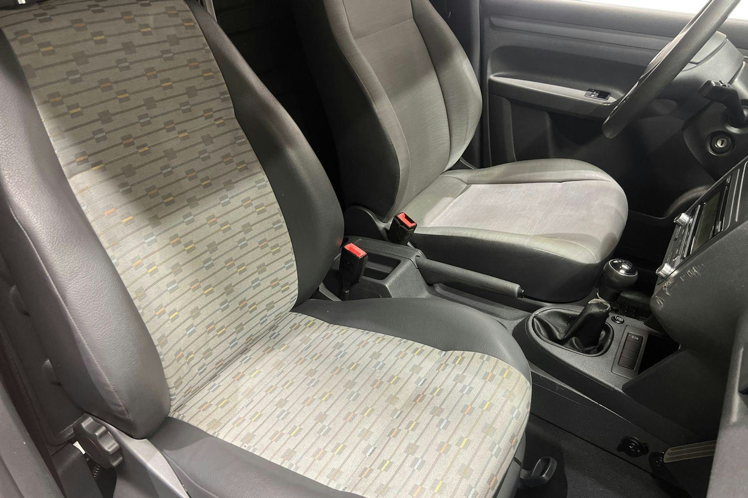 Valkoinen Volkswagen CADDY 2010 kuva 11.