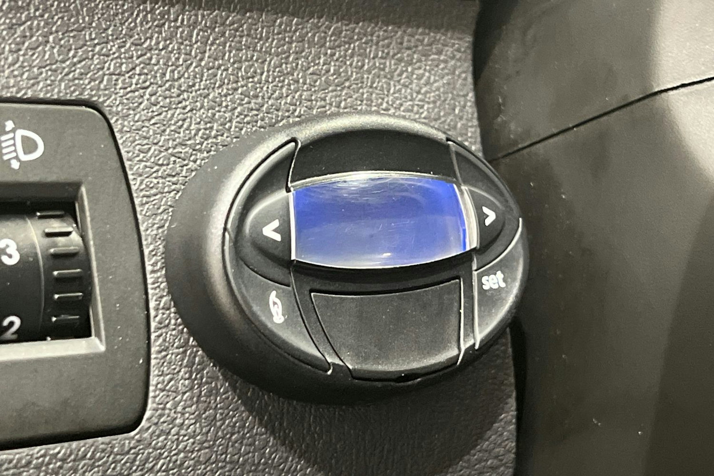 Valkoinen Volkswagen CADDY 2010 kuva 13.