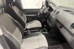 Valkoinen Volkswagen CADDY 2010 kuva 16.
