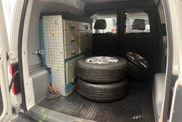 Valkoinen Volkswagen CADDY 2010 kuva 18.