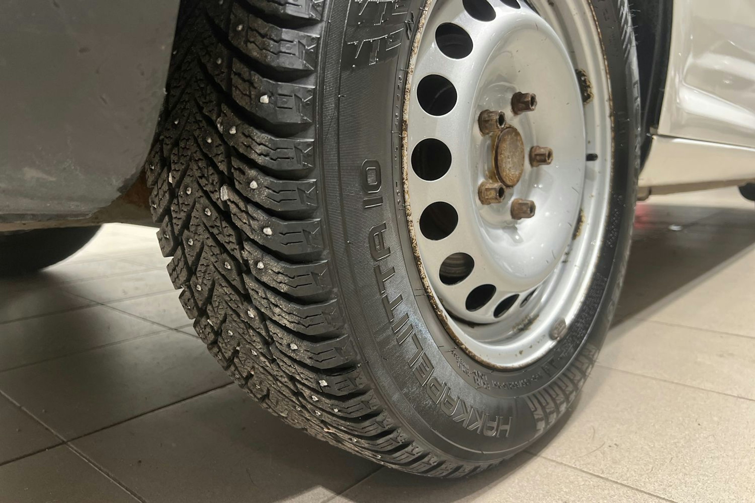 Valkoinen Volkswagen CADDY 2010 kuva 20.