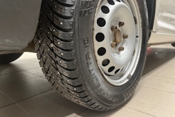 Valkoinen Volkswagen CADDY 2010 kuva 20.