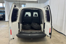 valkoinen Volkswagen Caddy 2010 kuva 13.