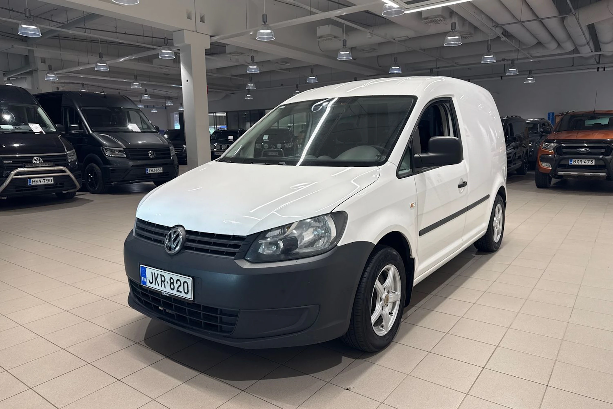 valkoinen Volkswagen Caddy 2011 kuva 13.