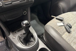 valkoinen Volkswagen Caddy 2011 kuva 21.