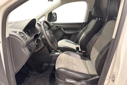 valkoinen Volkswagen Caddy 2011 kuva 9.