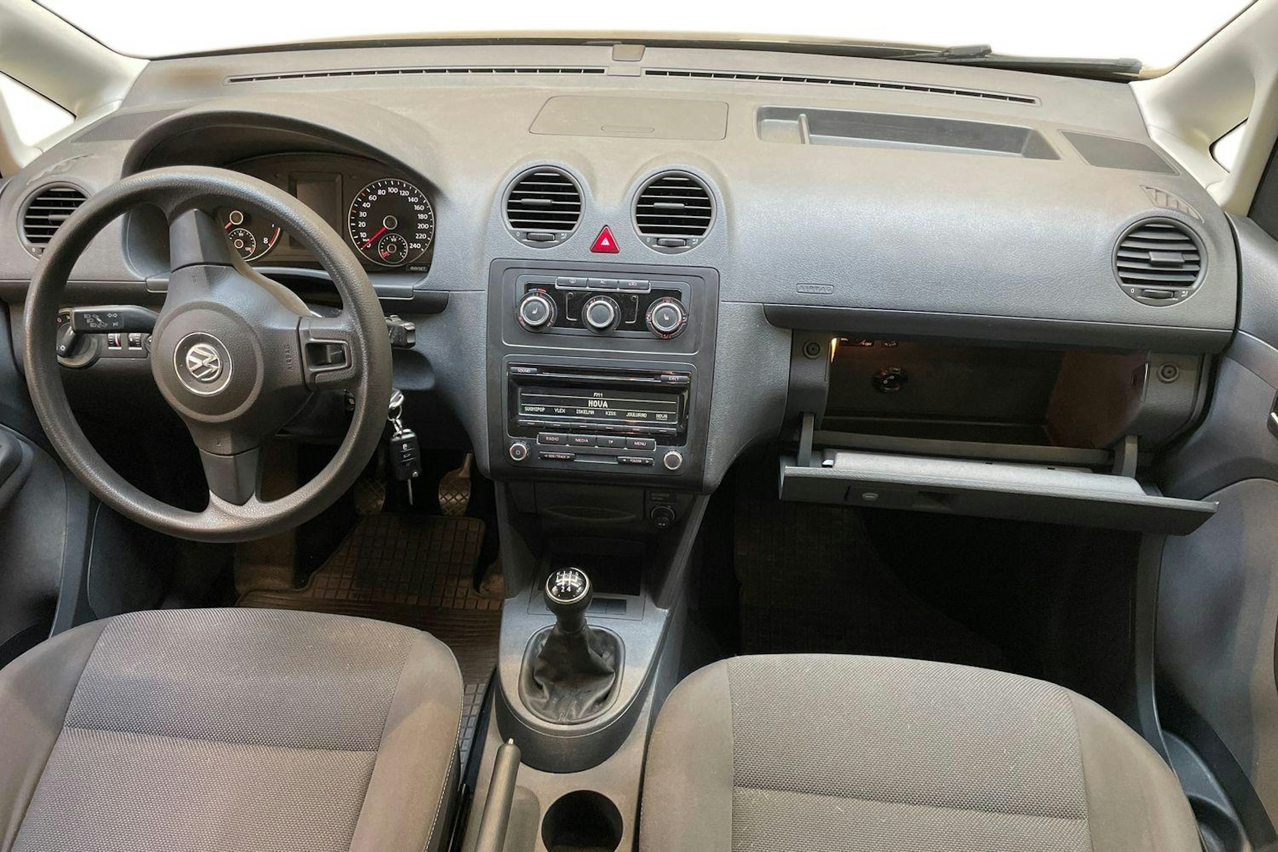 ruskea (beige) Volkswagen Caddy 2011 kuva 7.