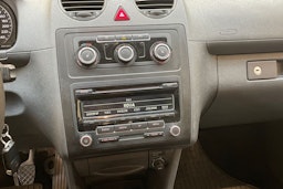 ruskea (beige) Volkswagen Caddy 2011 kuva 16.