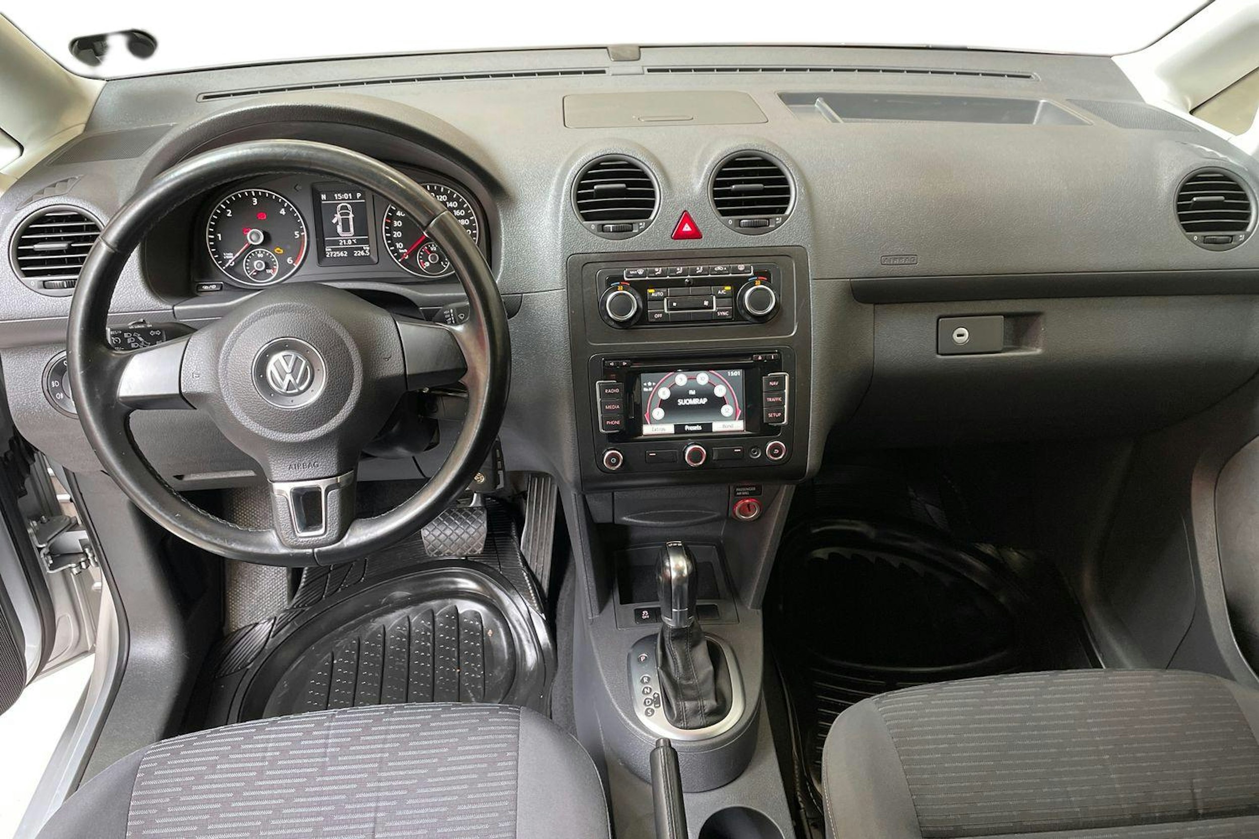 harmaa Volkswagen Caddy 2012 kuva 7.