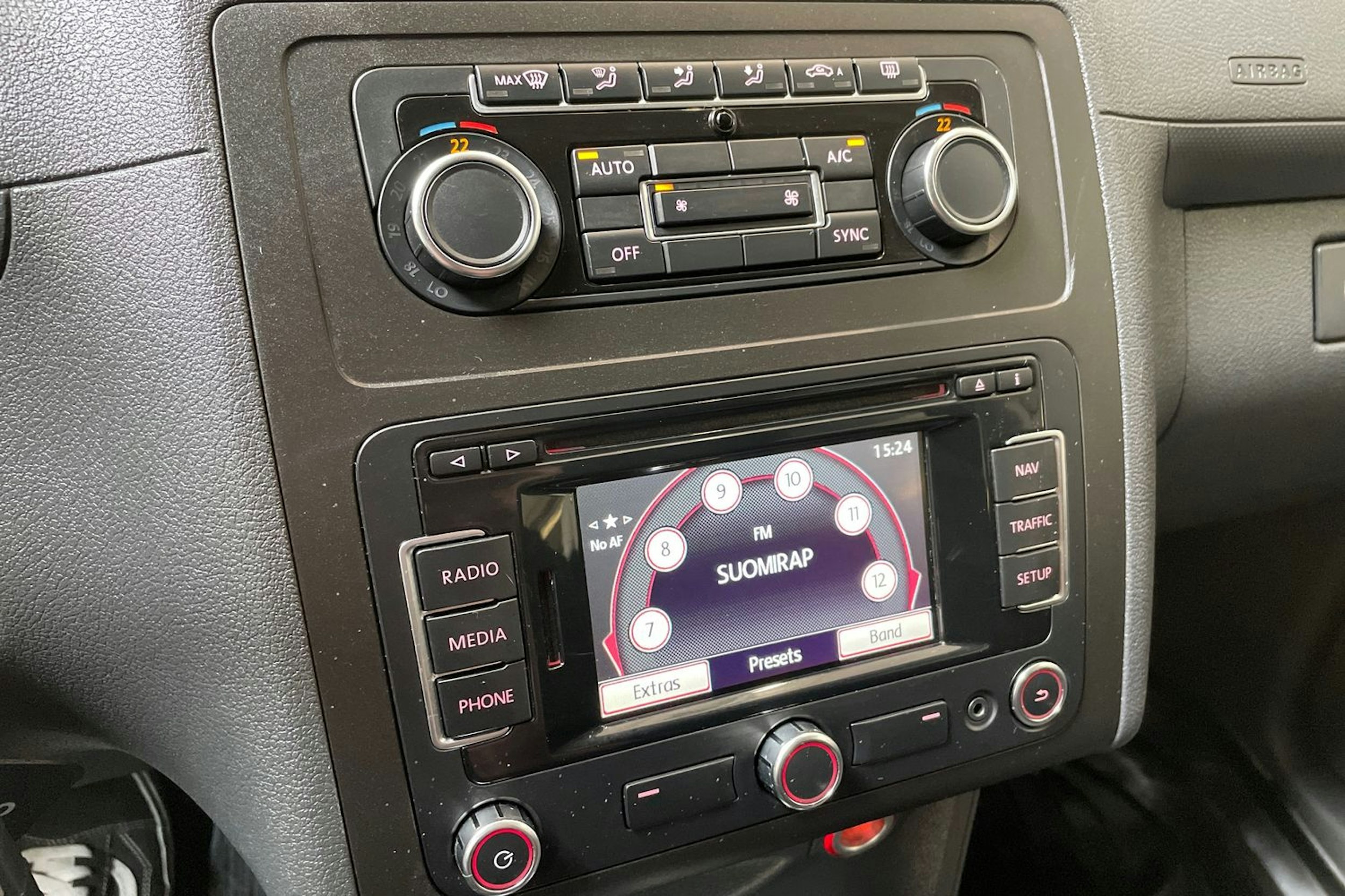 harmaa Volkswagen Caddy 2012 kuva 13.