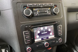 harmaa Volkswagen Caddy 2012 kuva 13.