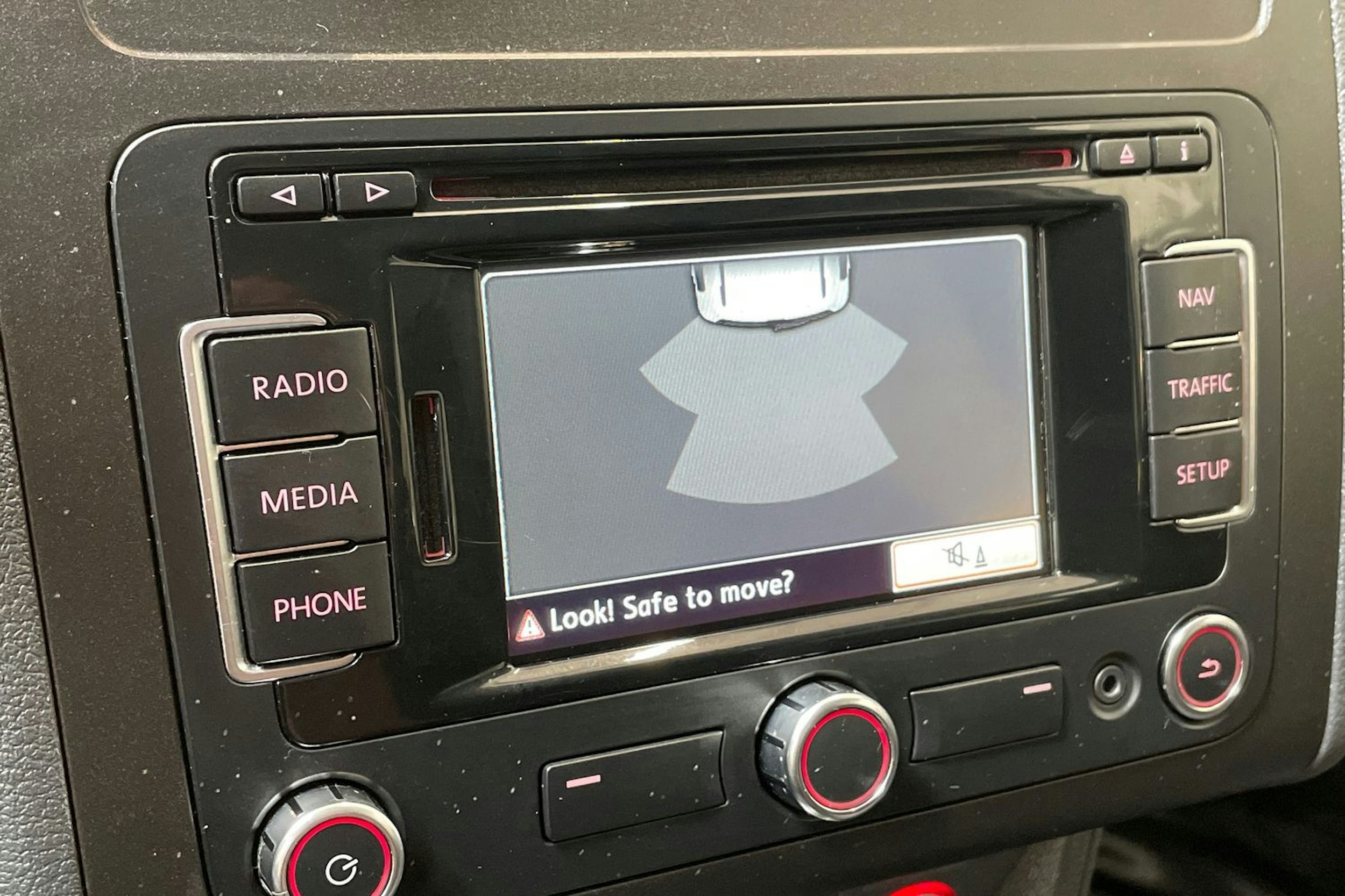 harmaa Volkswagen Caddy 2012 kuva 15.