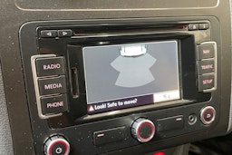 harmaa Volkswagen Caddy 2012 kuva 15.