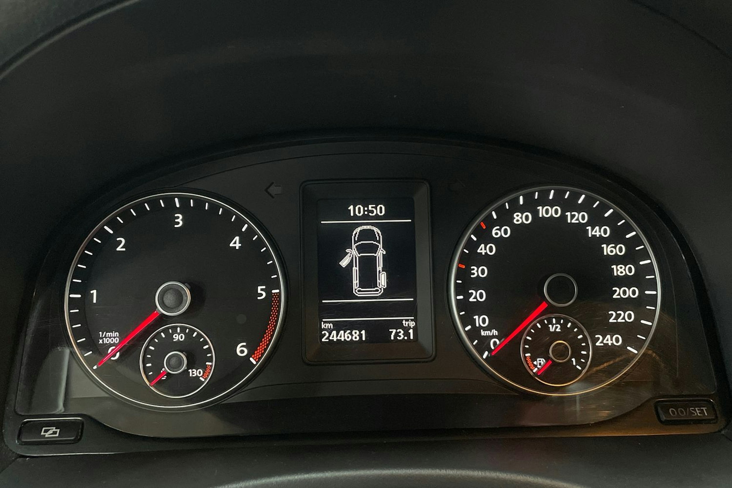 Valkoinen Volkswagen CADDY 2012 kuva 19.