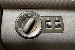 valkoinen Volkswagen Caddy 2012 kuva 21.