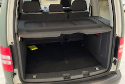 vihreä Volkswagen Caddy 2012 kuva 15.