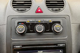 vihreä Volkswagen Caddy 2012 kuva 19.