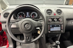 punainen Volkswagen Caddy 2012 kuva 7.