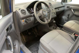 sininen Volkswagen Caddy 2013 kuva 8.
