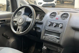 sininen Volkswagen Caddy 2013 kuva 13.