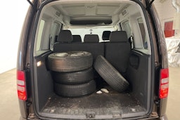 ruskea (beige) Volkswagen Caddy 2013 kuva 13.