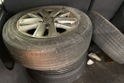 ruskea (beige) Volkswagen Caddy 2013 kuva 14.