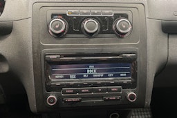 ruskea (beige) Volkswagen Caddy 2013 kuva 16.