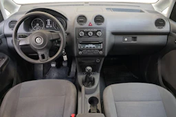 valkoinen Volkswagen Caddy 2013 kuva 9.