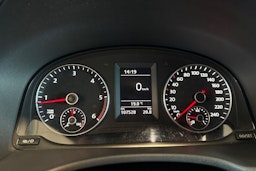 valkoinen Volkswagen Caddy 2014 kuva 14.