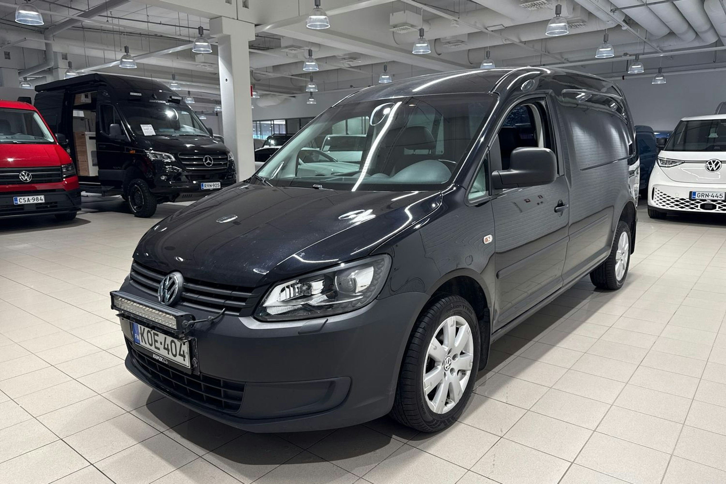 musta Volkswagen Caddy 2014 kuva 10.