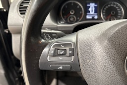 musta Volkswagen Caddy 2014 kuva 15.