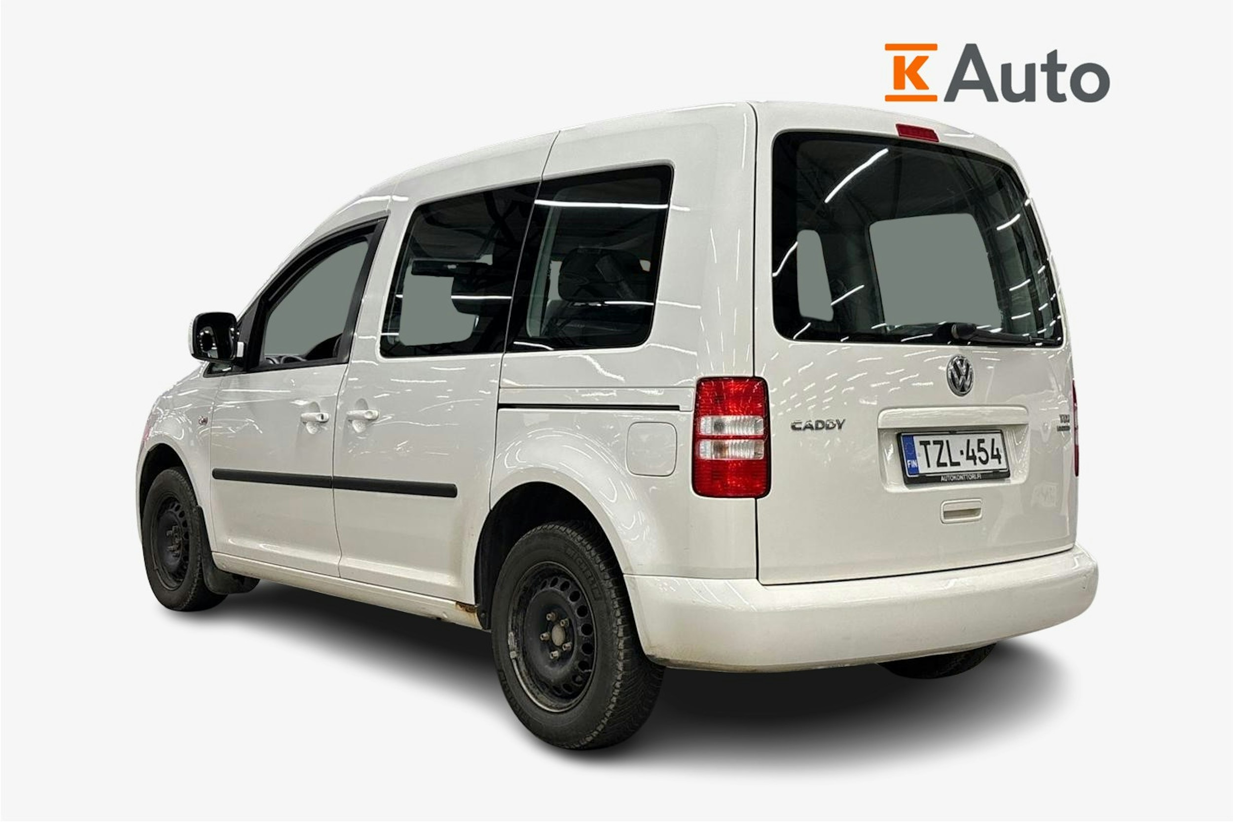 valkoinen Volkswagen Caddy 2014 kuva 2.