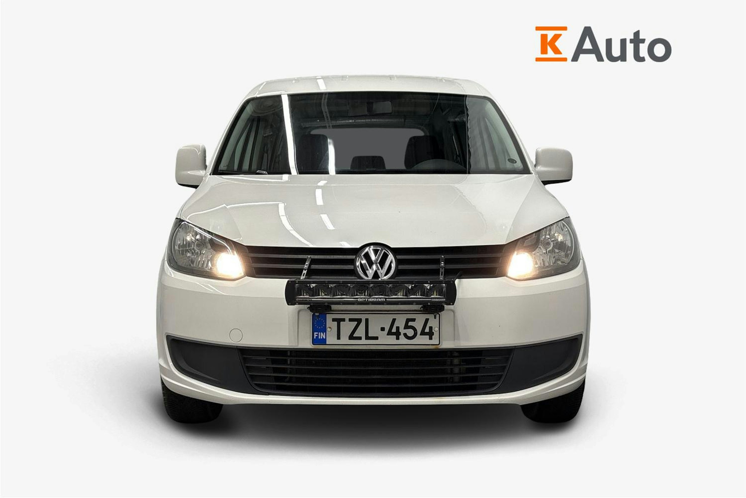 valkoinen Volkswagen Caddy 2014 kuva 5.