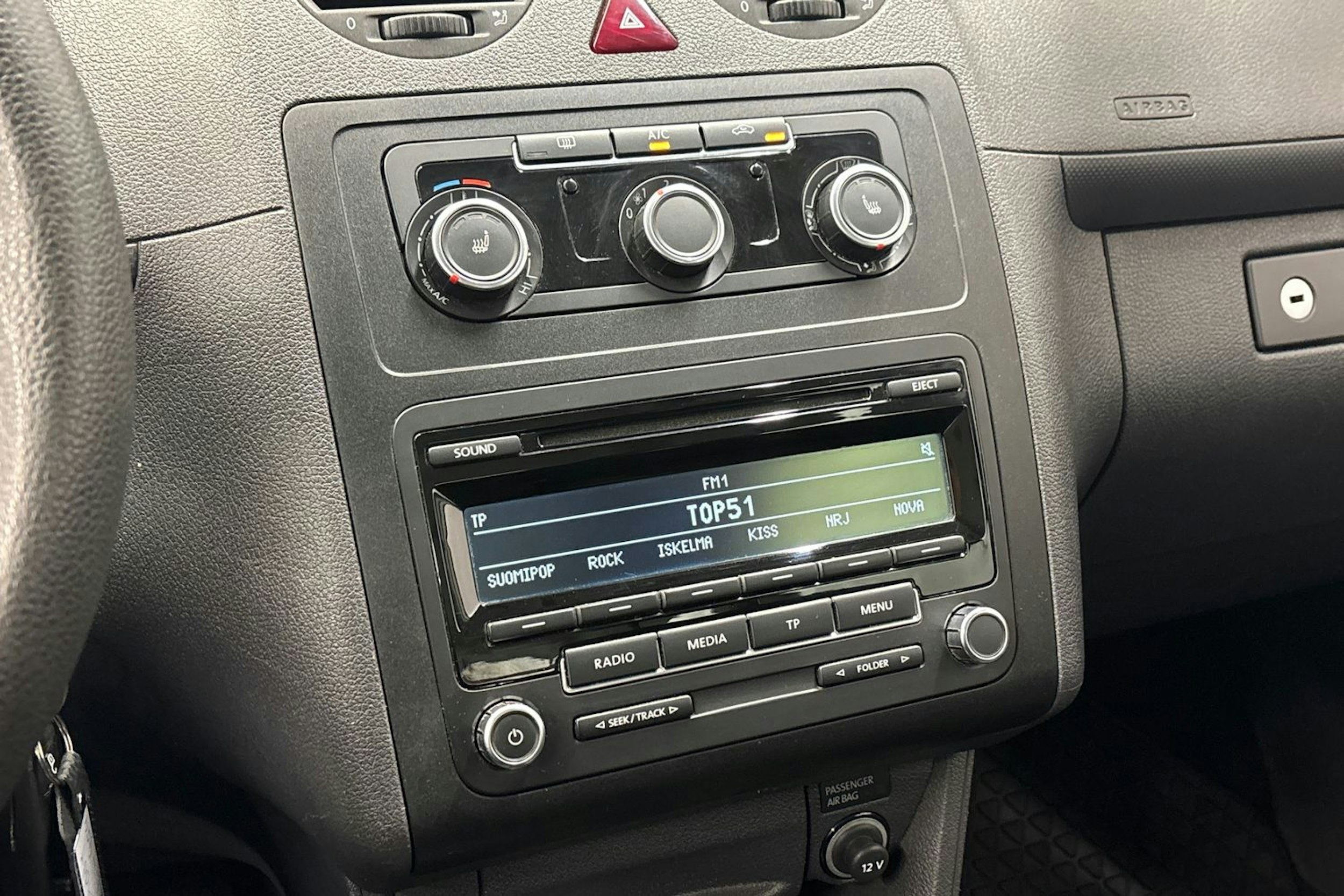 valkoinen Volkswagen Caddy 2014 kuva 20.