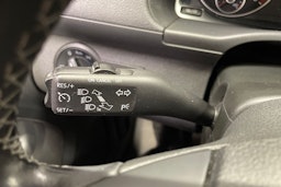 valkoinen Volkswagen Caddy 2014 kuva 26.