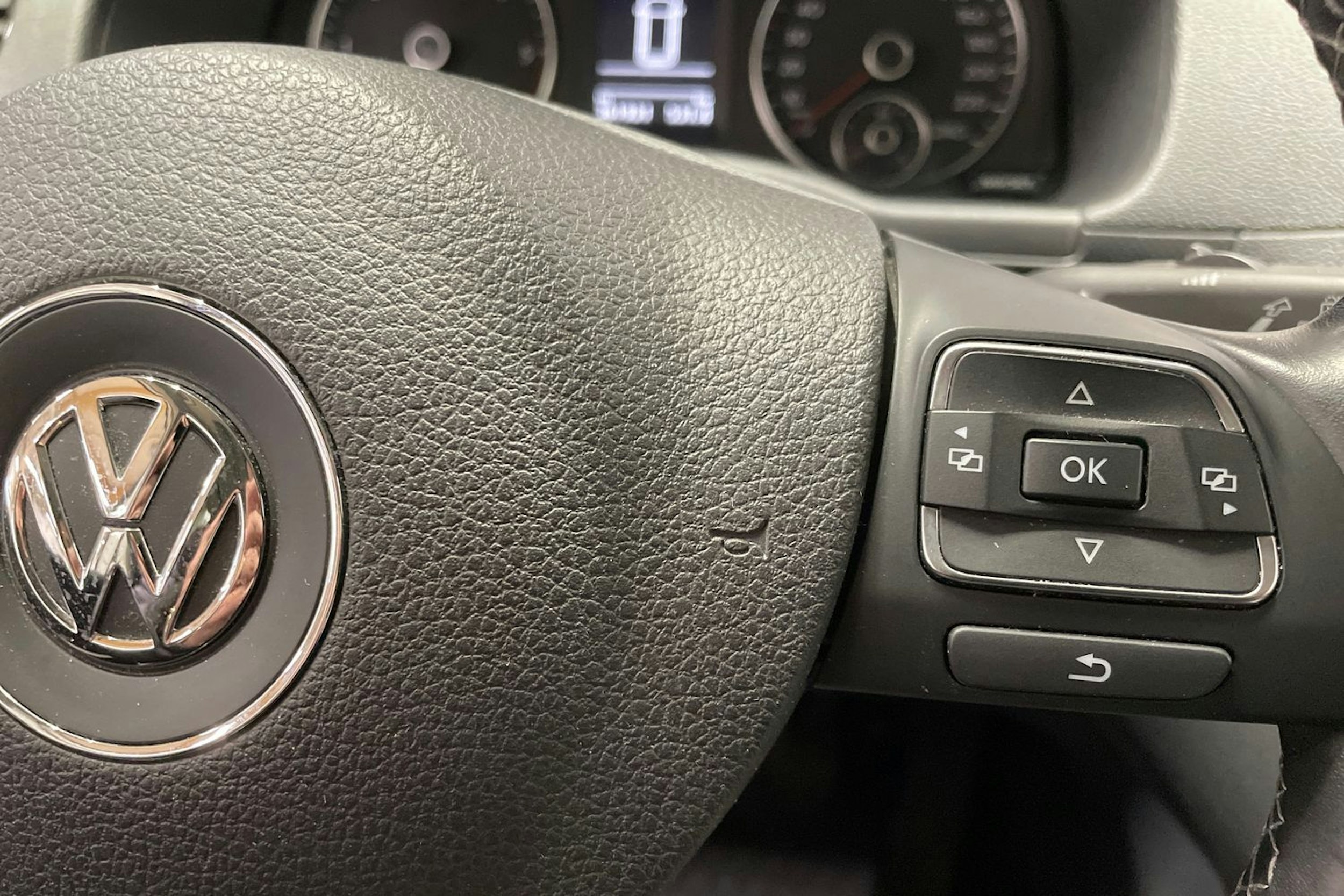 valkoinen Volkswagen Caddy 2014 kuva 28.