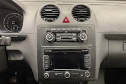 valkoinen Volkswagen Caddy 2014 kuva 30.