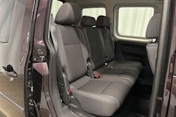 violetti Volkswagen Caddy 2015 kuva 14.