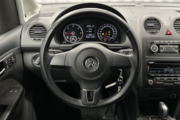 violetti Volkswagen Caddy 2015 kuva 17.