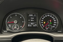 violetti Volkswagen Caddy 2015 kuva 19.