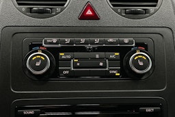 violetti Volkswagen Caddy 2015 kuva 21.