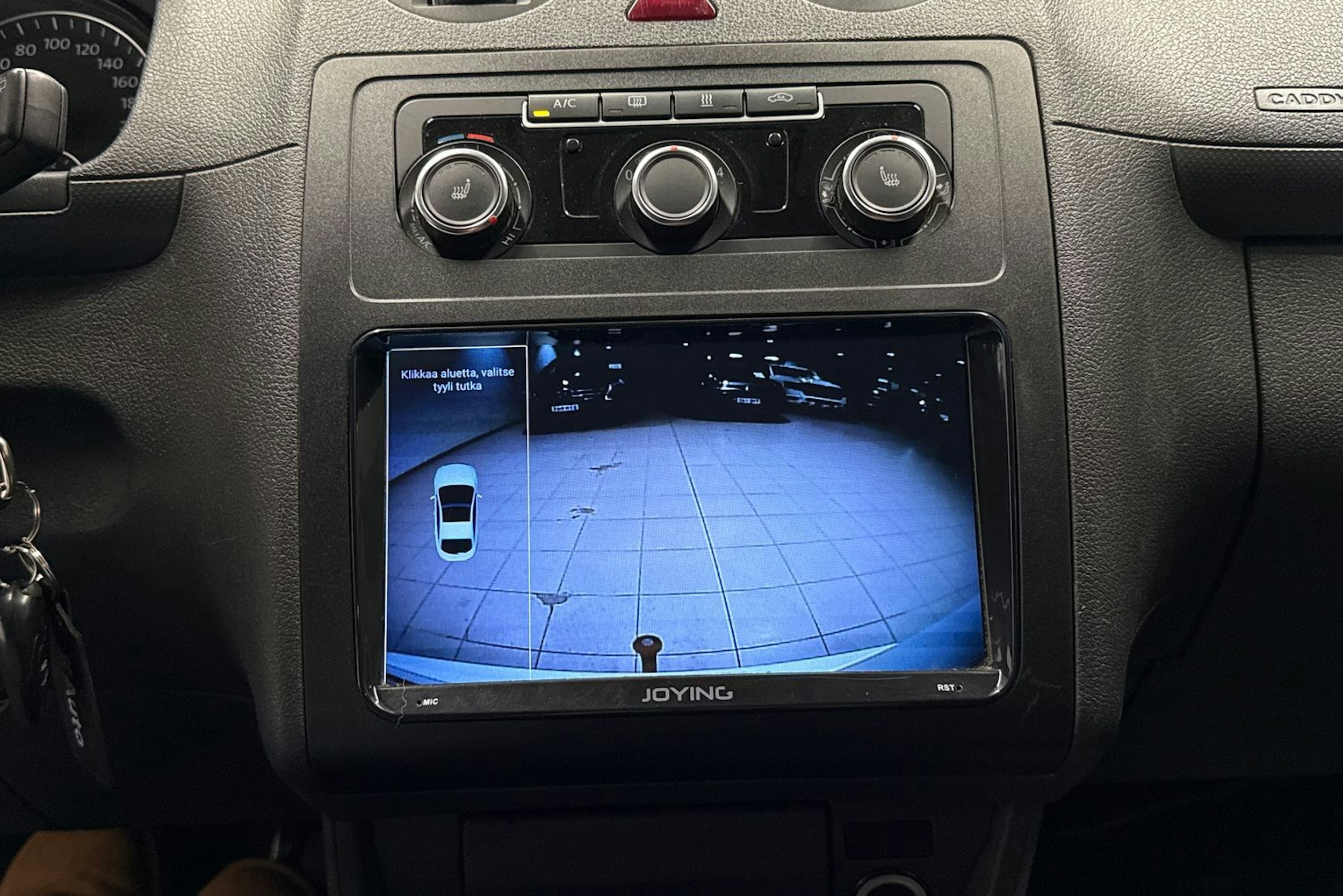 valkoinen Volkswagen Caddy 2015 kuva 18.