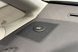 valkoinen Volkswagen Caddy 2015 kuva 23.