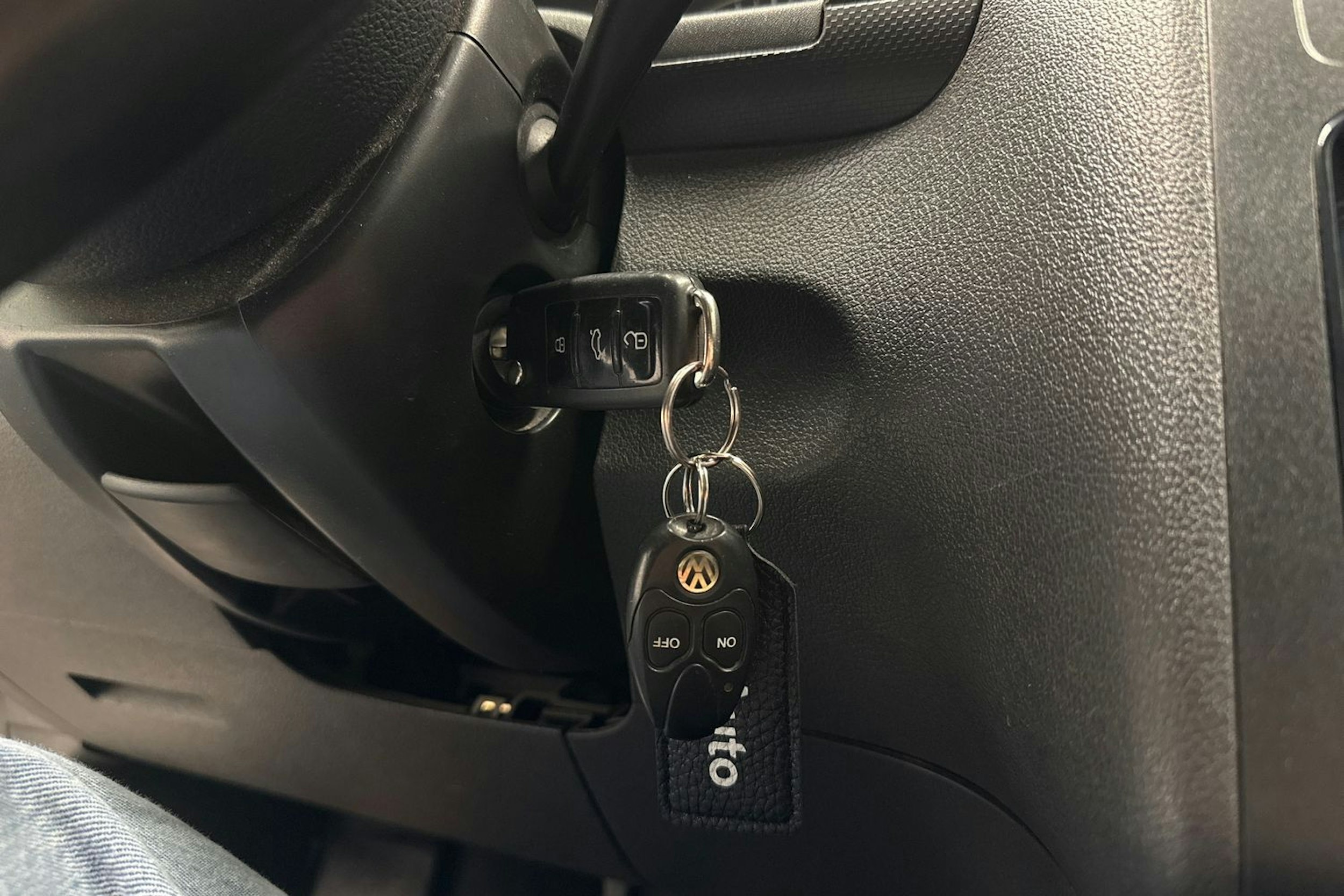 valkoinen Volkswagen Caddy 2015 kuva 25.