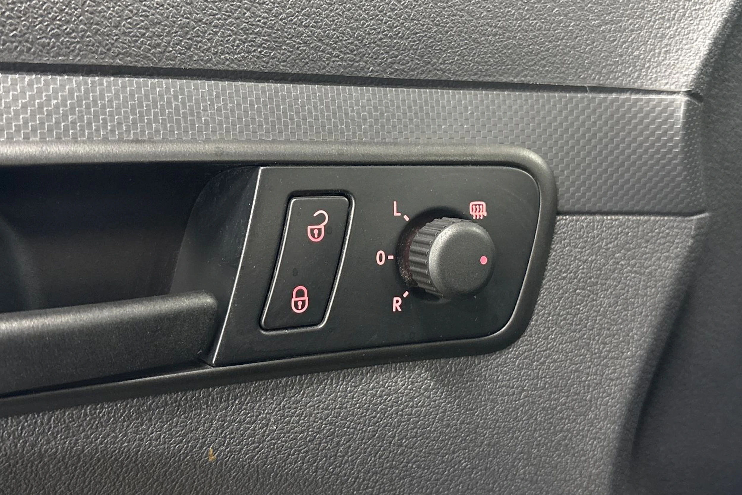 Valkoinen Volkswagen CADDY 2015 kuva 20.
